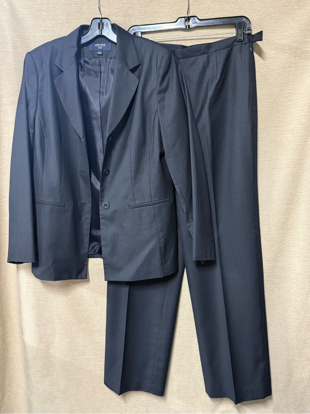Jones Wear Men's Dark Black Pinstripe Suit Jacket & Pants
